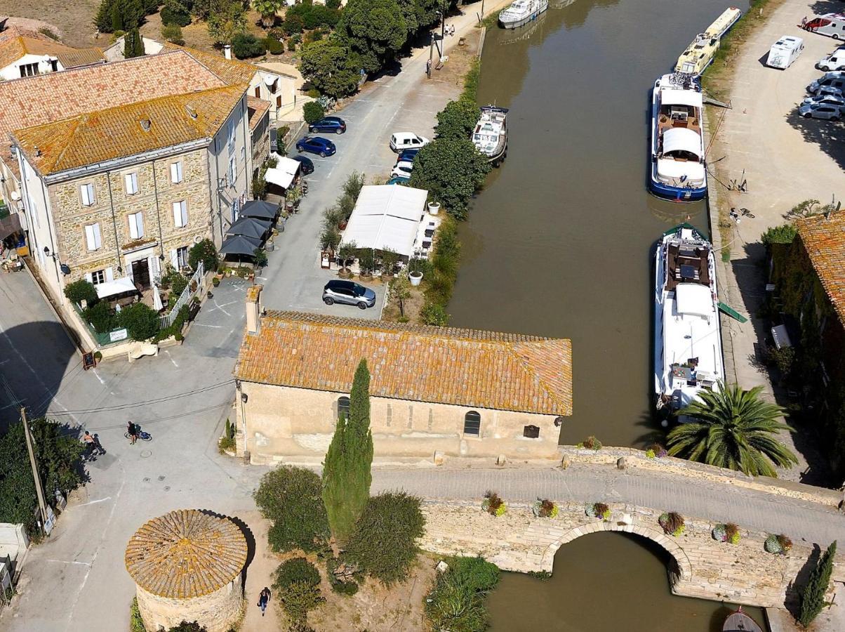 Le Neptune Le Somail Kültér fotó